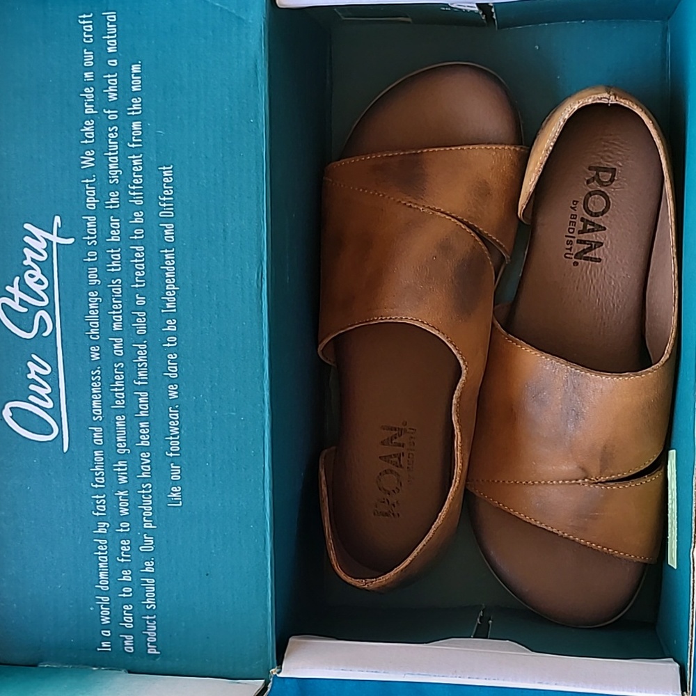 Roan Leather Sandals